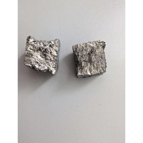 Gadolinium metal element 64 Gd pieces 99.95% Rare metal lumps